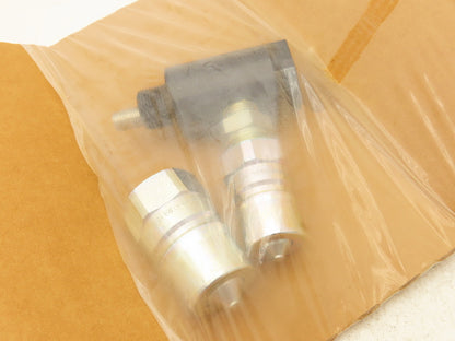 DES-CASE GAB102V22 Gearbox Adapter Kit w/ 3/4" & 1" No-Spill NPT Quick Connects
