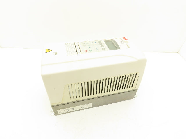 ABB ACS800-U1-0004-5 Variable Speed AC Drive VFD 2Hp 480V 4.9A 3PH