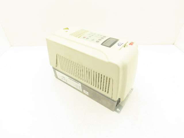 ABB ACS800-U1-0006-5+P901 Variable Speed AC Drive VFD 4kw 5Hp 480V 3PH Read*