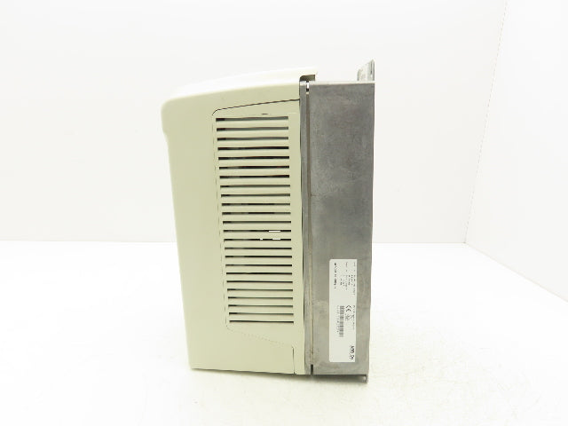 ABB ACS800-U1-0009-5+P901 Variable Speed AC Drive VFD 5.5kw 7.5Hp 480V 3PH