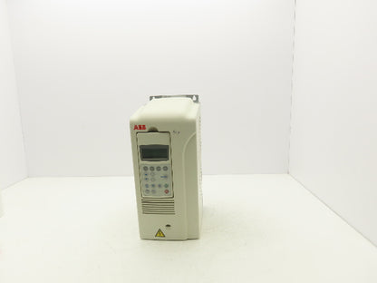 ABB ACS800-U1-0009-5+P901 Variable Speed AC Drive VFD 5.5kw 7.5Hp 480V 3PH