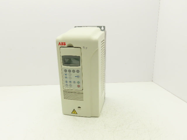 ABB ACS800-U1-0009-5+P901 Variable Speed AC Drive VFD 5.5kw 7.5Hp 480V 3PH