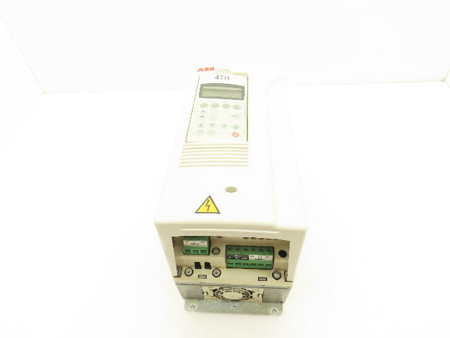 ABB ACS800-U1-0004-5+P901 Variable Speed AC Drive VFD 2Hp 480V 4.9A 3PH READ