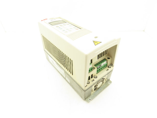 ABB ACS800-U1-0004-5+P901 Variable Speed AC Drive VFD 2Hp 480V 4.9A 3PH READ