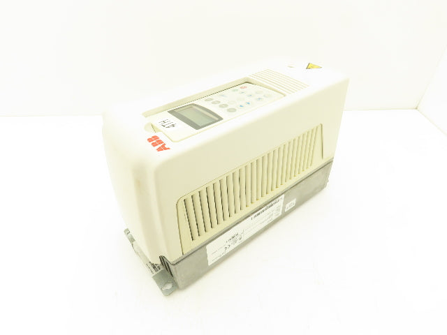 ABB ACS800-U1-0004-5+P901 Variable Speed AC Drive VFD 2Hp 480V 4.9A 3PH READ