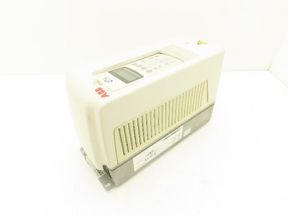 ABB ACS800-U1-0004-5+P901 Variable Speed AC Drive VFD 2Hp 480V 4.9A 3PH READ