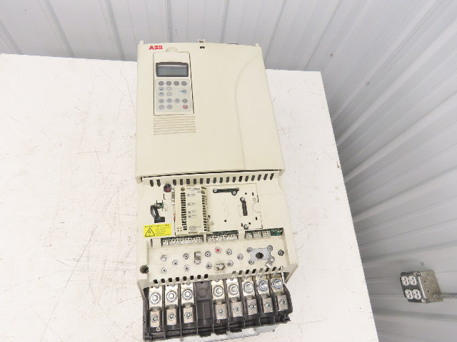 ABB ACS800-U1-0140-5+P901 VFD Variable Speed AC Drive 150Hp 480V 3Ph