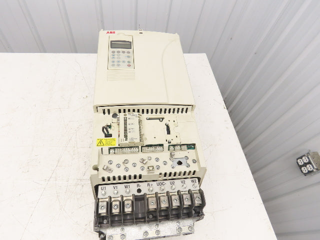 ABB ACS800-U1-0140-5+P901 VFD Variable Speed AC Drive 150Hp 480V 3Ph