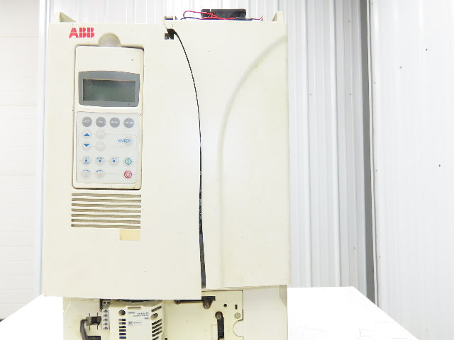 ABB ACS800-U1-0140-5 VFD Variable Speed AC Drive 150Hp 480V 3Ph
