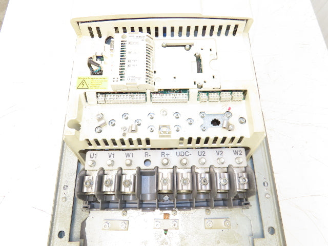 ABB ACS800-U1-0140-5+B056+P901 VFD Variable Speed AC Drive 150Hp 480V 3Ph