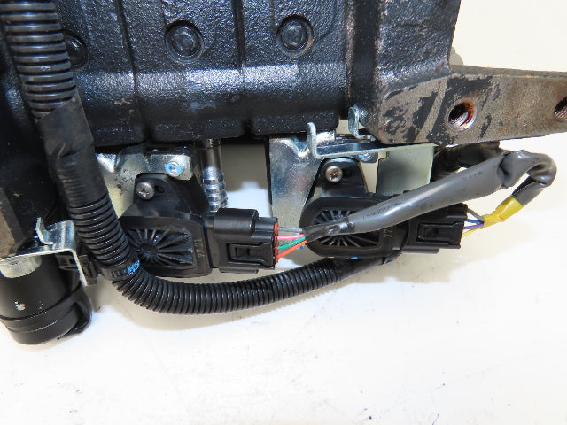 Raymond 67620-U3584-71 Hydraulic 3-Spool Forklift Mast Control Valve Off 4750C50