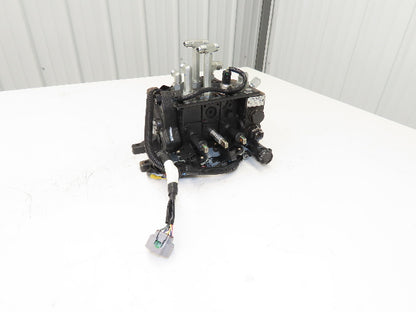 Raymond 67620-U3584-71 Hydraulic 3-Spool Forklift Mast Control Valve Off 4750C50