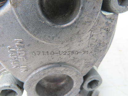 Raymond 67110-U2580-71A Electric Forklift Hydraulic Pump Off 4750C50