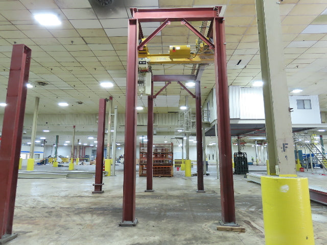 Brehob 5 Ton Free Standing Bridge Crane 8' Span 16' 10" Runway 16' 10"HUB