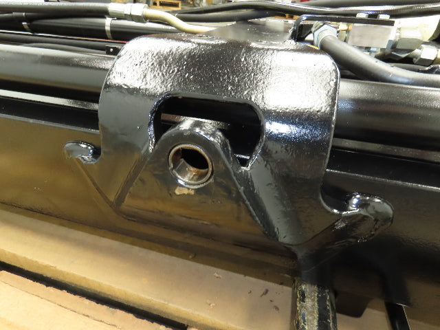Yale 8528908 Forklift Mast 3 Stage 3 Lever 120" Lift 8000lb Class 2 Off ERC080HD