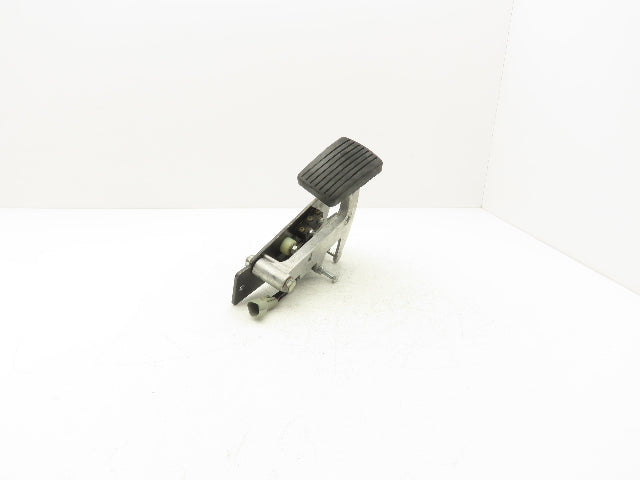 Yale Forklift Throttle Accelerator Pedal Bracket/Potentiometer ERC040AHN36TE082