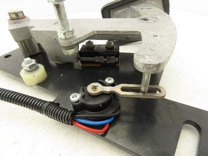Yale Forklift Throttle Accelerator Pedal Bracket/Potentiometer ERC040AHN36TE082