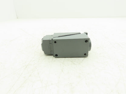Allen Bradley 802T-ATPD Plug In Oiltight Limit Switch Roller Arm Spring Return