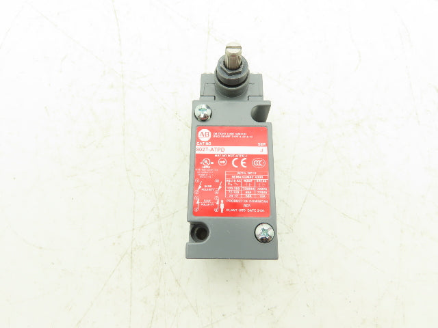 Allen Bradley 802T-ATPD Plug In Oiltight Limit Switch Roller Arm Spring Return