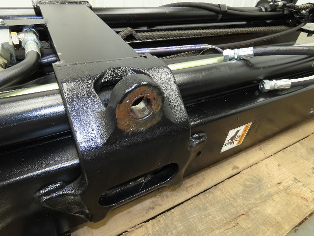 Yale Forklift Mast 3 Stage 4 Lever 181.7" Lift 5500lb Class 3 ERC060VGN36TE085