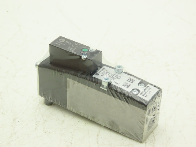 Norgren VS26S517DF318A Pneumatic Control Valve VS26 Series 5/2 Way 115 VAC