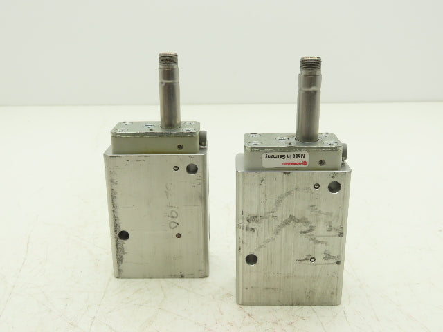 Norgren 8020871-0247-D Pneumatic Solenoid Valve 3/2-Pos Missing Coil Lot of 2