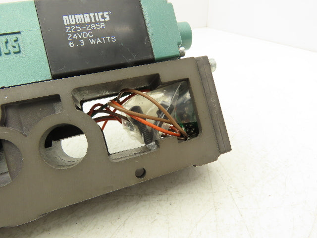 Numatics 081SS415M000061 Pneumatic Solenoid Valve 24 VDC 150 PSIG W Manifold