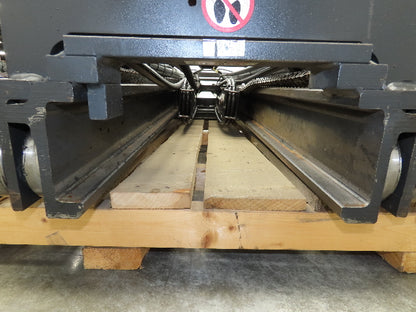 Raymond 1068430/011 Forklift Mast 250" 3-Stage Tilt Class 2 4000lbs Cap 425C40TT