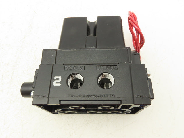 Parker SS20203701 Pneumatic Solenoid Valve 5 Port 3/8"NPT 150 PSIG 120V 50/60 Hz