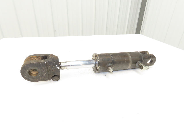 Hyster 305512 Hydraulic Forklift Mast Tilt Cylinder Removed From E30XL