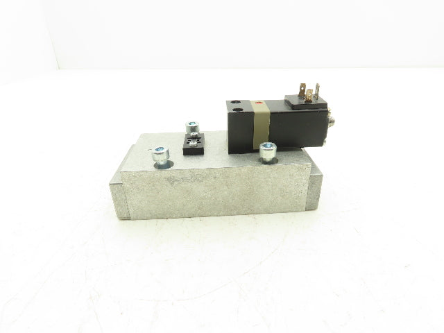 Norgren UM2245617210E Pneumatic Direct Solenoid Valve 5/2 Way 145 PSI  24VDC