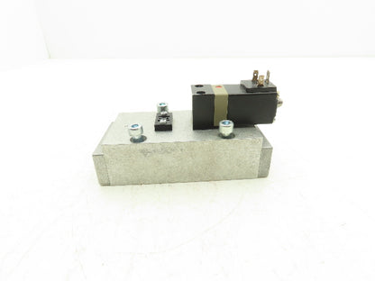 Norgren UM2245617210E Pneumatic Direct Solenoid Valve 5/2 Way 145 PSI  24VDC