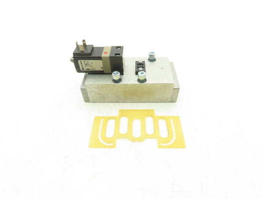 Norgren UM2245617210E Pneumatic Direct Solenoid Valve 5/2 Way 145 PSI  24VDC