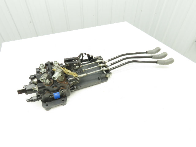 Baoli DYCDB1-F15L-T/AZ0 Forklift 3 Lever Mast Control Valve Assembly Off KBET18