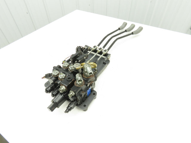 Baoli DYCDB1-F15L-T/AZ0 Forklift 3 Lever Mast Control Valve Assembly Off KBET18