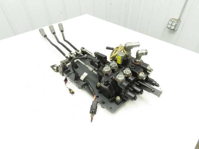 Baoli DYCDB1-F15L-T/AZ0 Forklift 3 Lever Mast Control Valve Assembly Off KBET18
