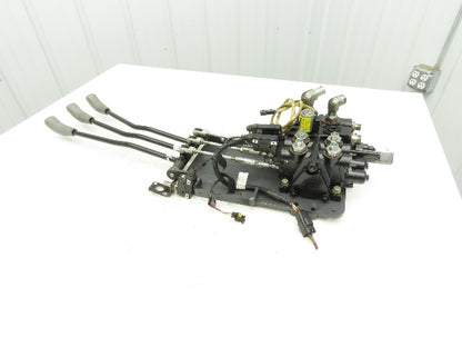 Baoli DYCDB1-F15L-T/AZ0 Forklift 3 Lever Mast Control Valve Assembly Off KBET18