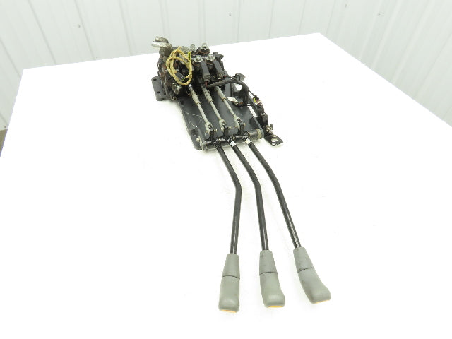 Baoli DYCDB1-F15L-T/AZ0 Forklift 3 Lever Mast Control Valve Assembly Off KBET18