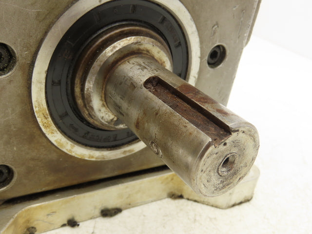Cone Drive B051015.BANVA Worm Gearbox 15:1 Reducer 116rpm 56C/140TC RH Output