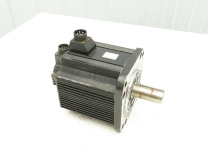 Yaskawa SGMGH-44DCA61 AC Servo Motor 4.4kw 1500 RPM 400VAC  Encoder UTSIH-B17CK