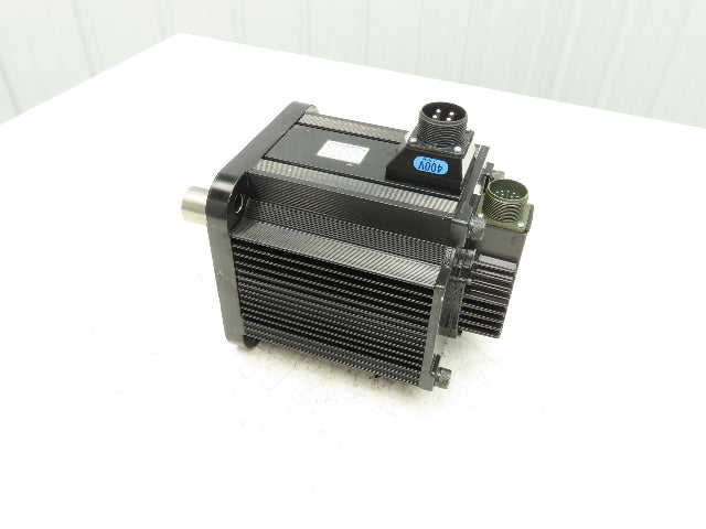Yaskawa SGMGH-44QCA61 AC Servo Motor 4.4kw 1500 RPM 400VAC  Encoder UTSIH-B17CK