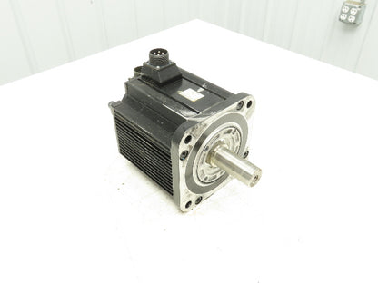 Yaskawa SGMGH-44QCA61 AC Servo Motor 4.4kw 1500 RPM 400VAC  *Read*
