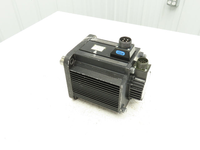 Yaskawa SGMGH-44QCA61 AC Servo Motor 4.4kw 1500 RPM 400VAC  *Read*