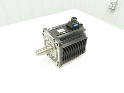 Yaskawa SGMGH-44QCA61 AC Servo Motor 4.4kw 1500 RPM 400VAC  *Read*