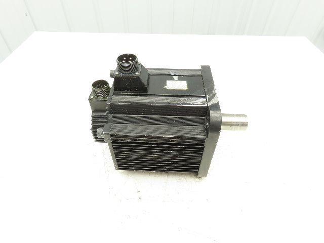 Yaskawa SGMGH-44QCA61 AC Servo Motor 4.4kw 1500 RPM 400VAC  *Read*