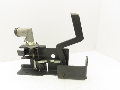 Caterpillar Stand-Up Forklift Brake Pedal & Bracket Assembly Off NRR40