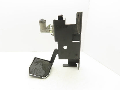 Caterpillar Stand-Up Forklift Brake Pedal & Bracket Assembly Off NRR40