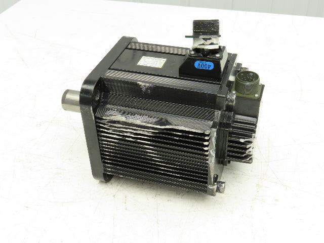 Yaskawa SGMGH-44QCA61 AC Servo Motor 4.4kw 1500 RPM 400VAC  *Broken Plug