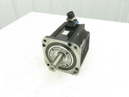 Yaskawa SGMGH-44QCA61 AC Servo Motor 4.4kw 1500 RPM 400VAC  *Broken Plug