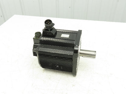 Yaskawa SGMGH-44QCA61 AC Servo Motor 4.4kw 1500 RPM 400VAC  *Broken Plug